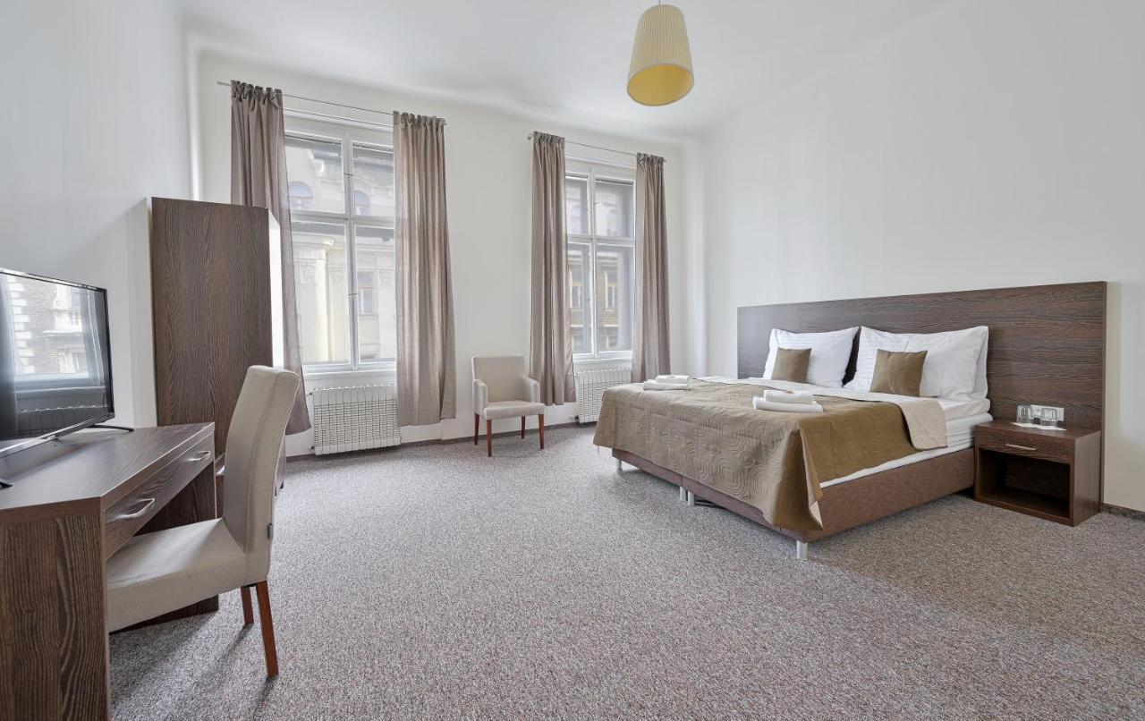 Hotel Venezia Prague Exterior photo
